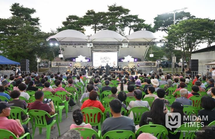 공주시, ‘안심 밤마실 야시장’ 성황리에 재개장