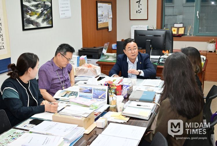 권태호 울산시의원, 중구 관계자들과 2026년 시비 지원방안 및 지역현안 협의 간담회