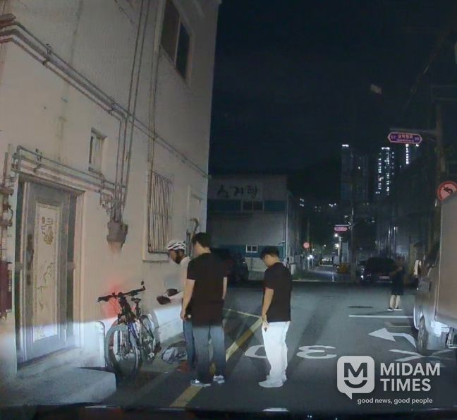 교통단속 공무원, 위급한 주민 신속 구조로 큰 사고 막아