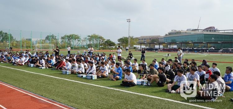 나주시가 한국에너지공과대학교 축구장에서 ‘제4회 뉴스1배 동호인 초청 전국 족구대회’를 개최했다.