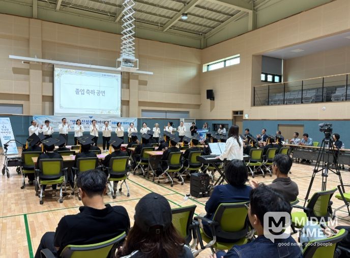 무안군, ‘망운 친절한 마마학당’ 졸업식