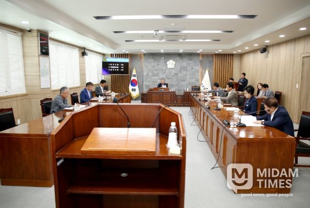 영광군의회, 제27회 의원간담회 개최