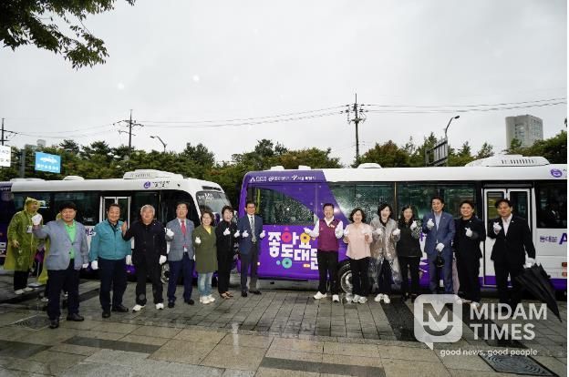 2025 동대문구 자율주행버스 개통식 기념촬영