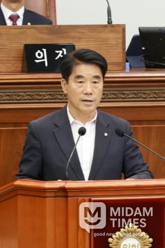 창원시의회 이천수 의원“진북면 금산리 편백림, 치유관광 조성해야”