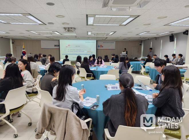 ‘강북 수다’ 운영…인공지능 활용 수업 역량 높여