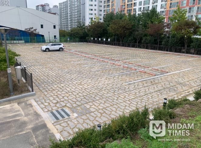 울주군국민체육센터 후면 주차장 조성 및 시범운영 실시