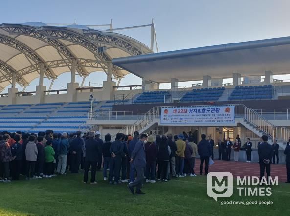 사천시청년지도자협의회, 어르신 효도관광 실시