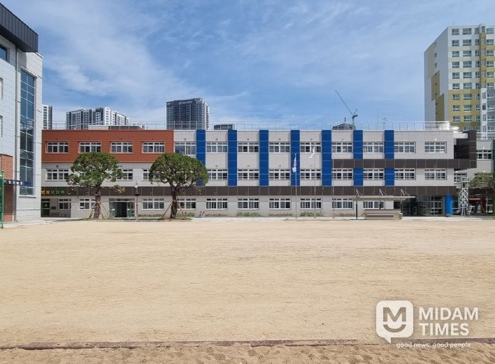 대구종로초등학교 본관동,