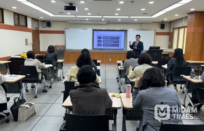 경남교육청, 학생 디지털 비행 예방 교육 강사 양성