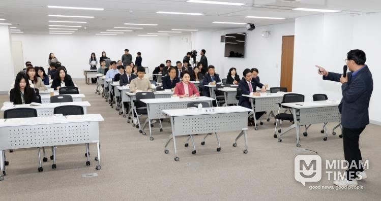 충남도의회, 2025년도 마지막 의정 아카데미 개최