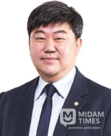 부산광역시의회 전원석 의원, “보전하겠다던 이기대, 대규모 예술공원으로 개발 전환... 정책 일관성 상실”