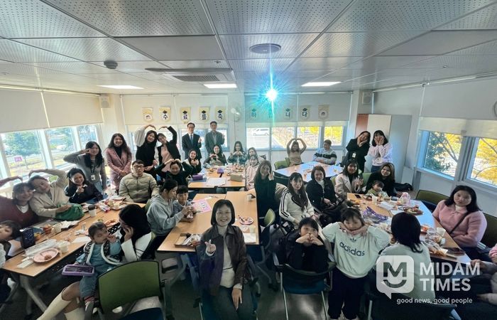 사천시가족센터, 2025 결혼이민자 한국어교실 종강식 열어