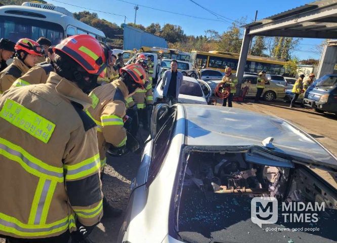 차량 잠금장치 개방 특별구조훈련