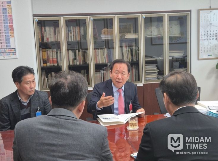 봉화군수 국회 예결위 방문