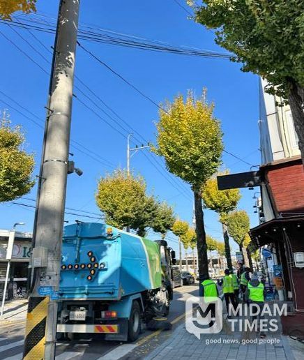 임실군, 가을철 낙엽 집중 수거로 불편 최소화