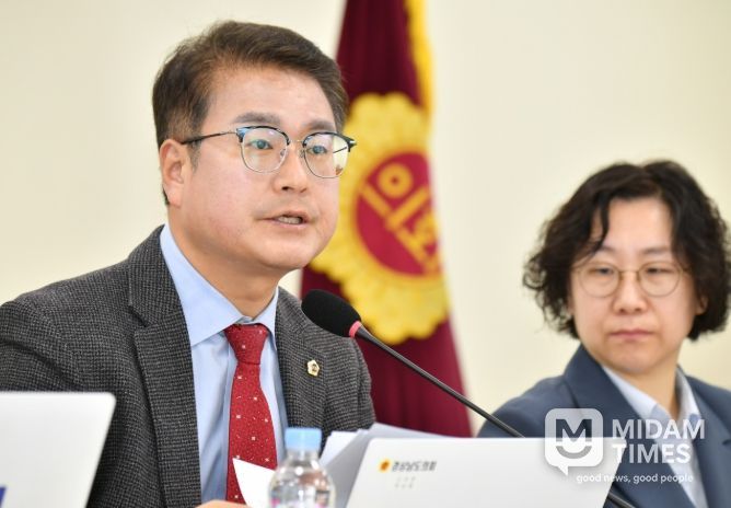 경남도의회 교육위원회 박남용 의원