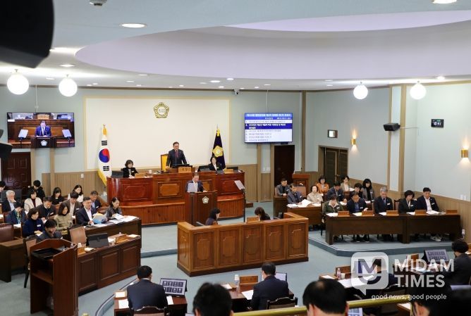 제316회 정례회 제1차 본회의_전경