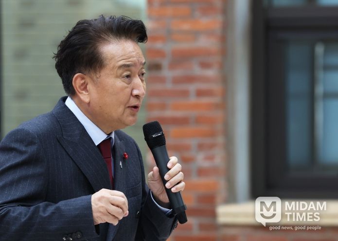 대회의실서 올해 마지막 직원조회