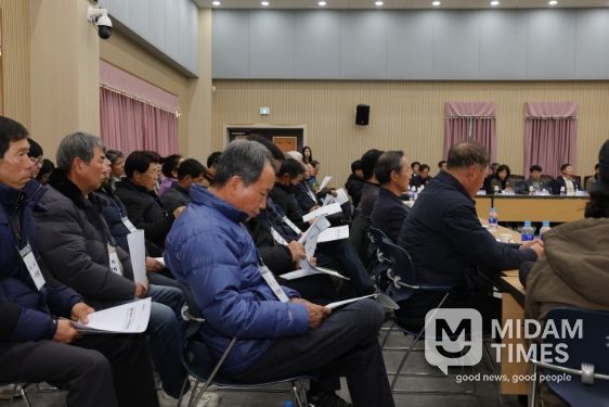 청도군, 반시 가격안정 대책 간담회 개최