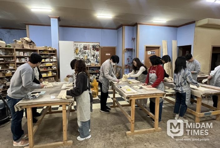 김천시학교밖청소년지원센터, 자원봉사자 대상 ‘마음 힐링 프로그램’ 운영