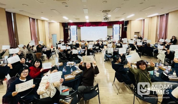 함안군 청소년상담복지센터·학교밖청소년지원센터, 사업 운영 보고회 및 학교 밖 청소년 졸업식 개최
