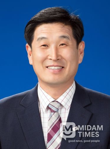 김영길 의원