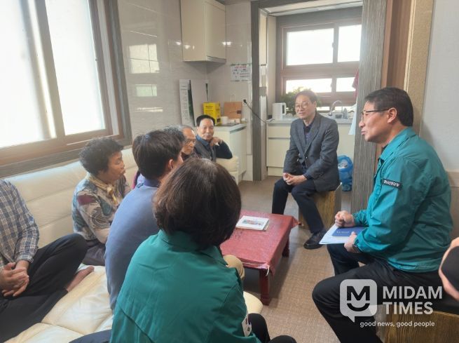 상능마을이재민위문품전달