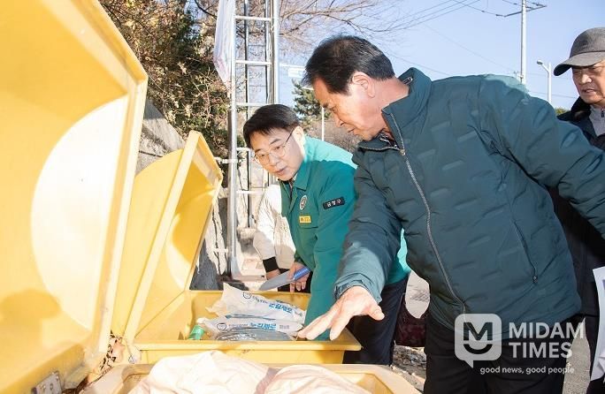 윤일현 부산 금정구청장, 동절기 민생 안정을 위한 현장 방문
