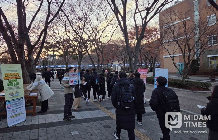 덕원중·고등학교 캠페인 사진