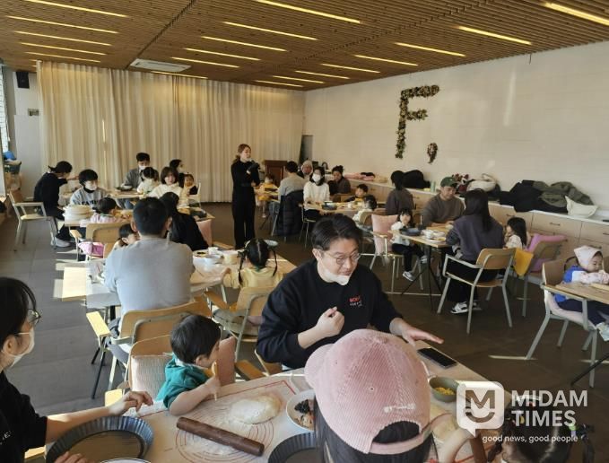 거창군, 266번의 돌봄, 650명의 연결