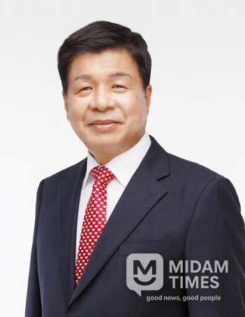 이상근 고성군수