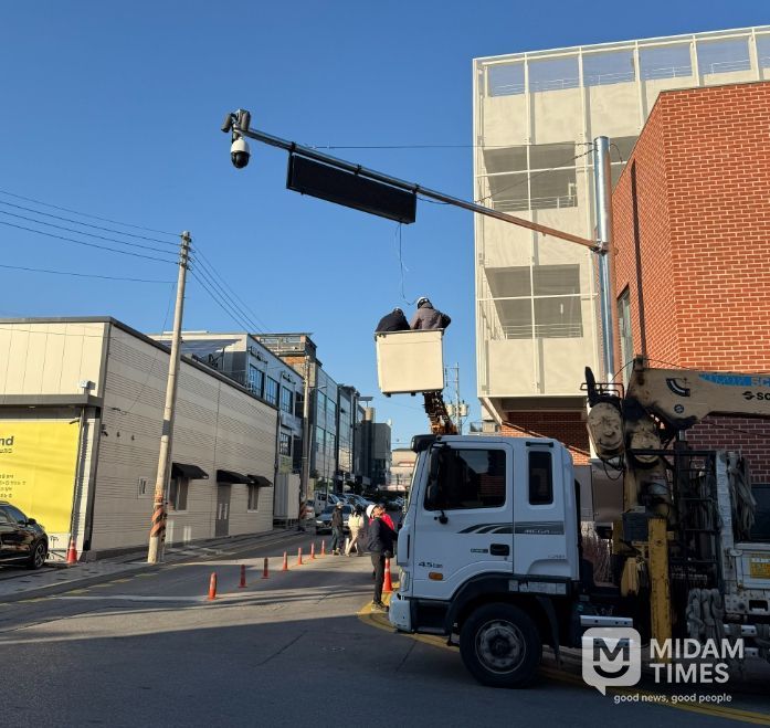 가흥신도시 주차타워 인근 불법 주·정차 단속 CCTV 본격 가동