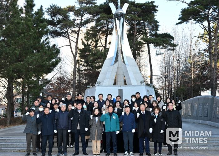 기장군, 신년참배로 2026년 군정 본격 시작…“성과로 평가받는 군정 실현”