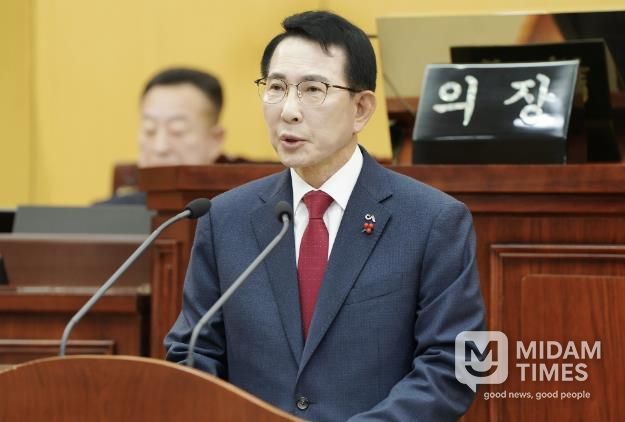 이완섭 서산시장이 5일 서산시의회 제311회 임시회에서 새해 청사진을 밝혔다.
