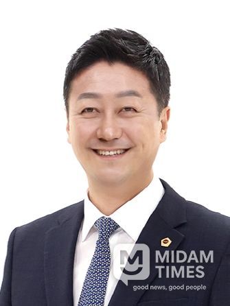 김진경 경기도의회 의장(더민주·시흥3)