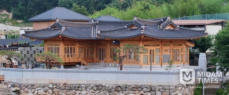 지난 2022년 당시 한옥건축지원사업으로 준공된 한옥 전경(포항시 남구 대이동 소재).