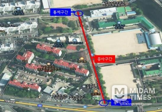 거제시 장평중곡지구 침수예방사업 우수관 매설공사에 따른 주간 교통통제 안내