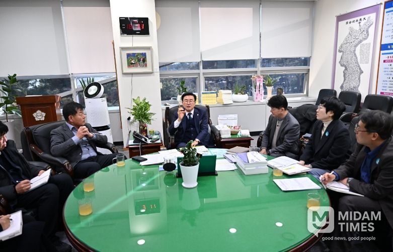 완주군의회 유의식 의장, 삼례 딸기축제 사전 간담회