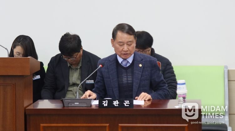 의령군의회 김판곤 의원 첨부사진 1인가구 지원 조례