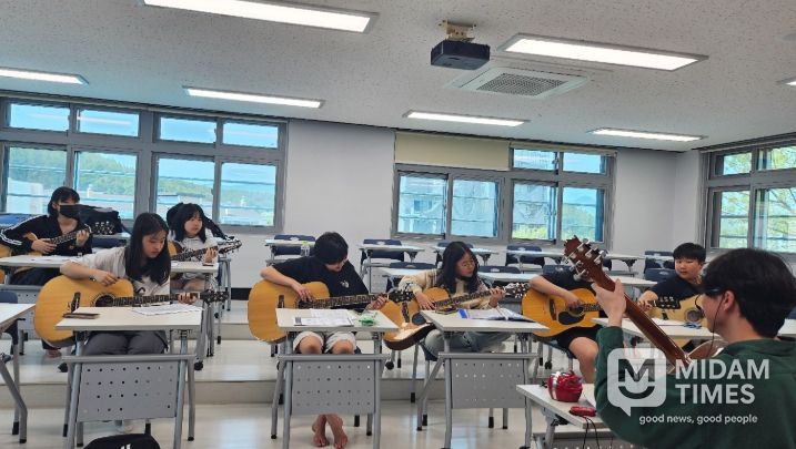 도내 희망 중․고등학교 학급당 50만 원 지원