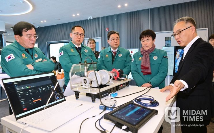 산업건설위원회, AI 관련 시설 방문