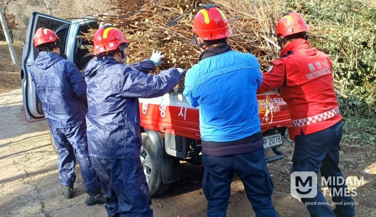 통영시 찾아가는 영농부산물 파쇄지원반 운영
