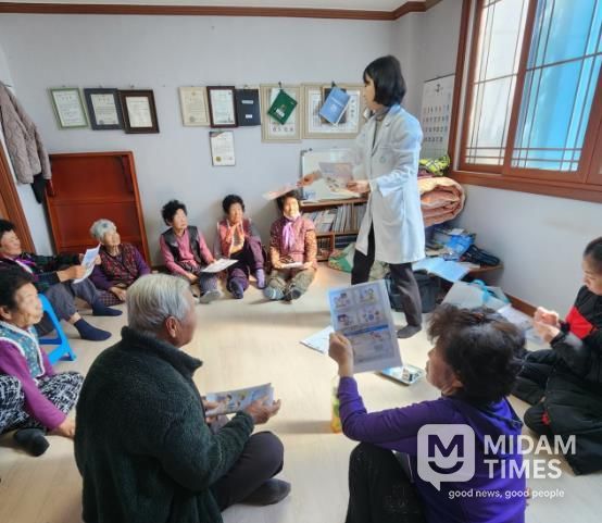 인공관절 수술 홍보