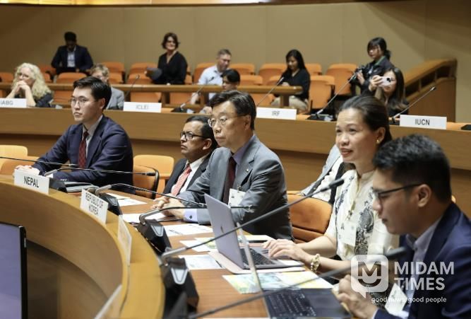 내려받기AI반도체과-신상진 성남시장이 16일 태국 방콕 유엔컨퍼런스센터에서 열린 유엔지역개발센터(UNCRD) 지속가능교통(EST) 아시아지역 회의 개회식에 참석하고 있다