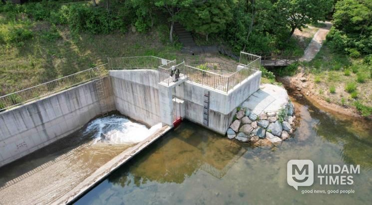 저수지 안전점검 사진