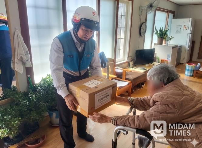 고성군, 행안부 공모 3년 연속 선정! '안부살핌 우편서비스' 개시