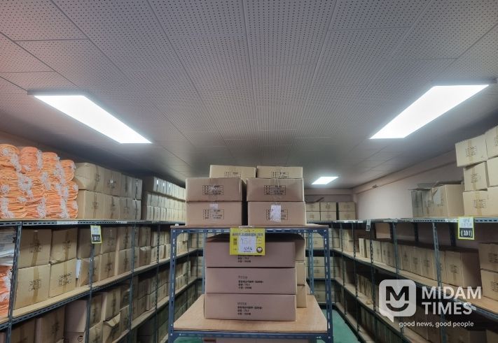 양양군이 비축 중인 종량제 봉투 재고 사진