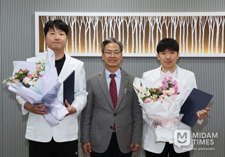 의료취약지에 헌신한 공중보건의 2명, 보건복지부 장관 표창 수상