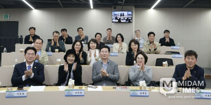 이상일 용인특례시장이 3월 31일 저녁 강남대학교 글로벌리더 최고경영자과정 수강생을 대상으로 특강을 진행했다.