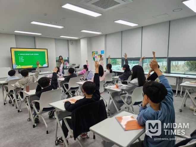 지난 1일 시작된 달성군 학교폭력 예방 동아리 ‘다가감’ 첫 활동 현장